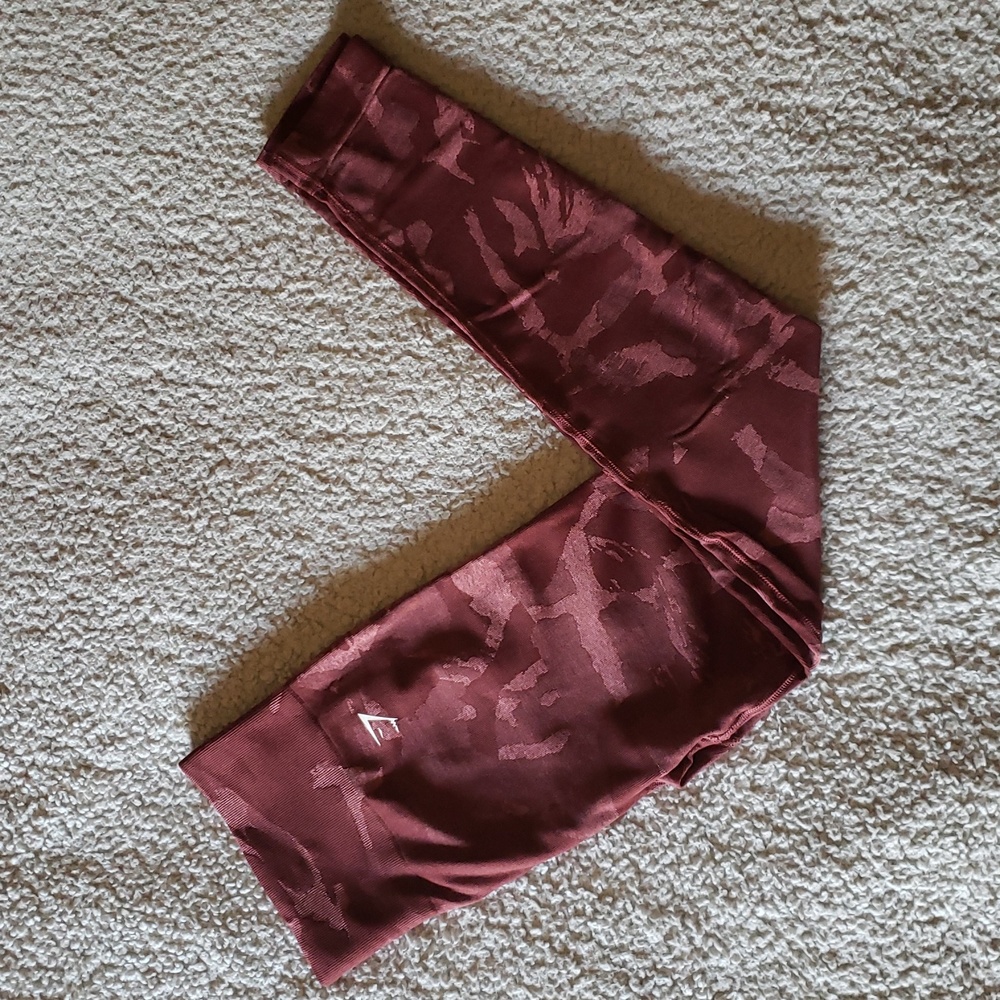 Gymshark Adapt Camo Seamless Leggings in Savanna Cherry Brown